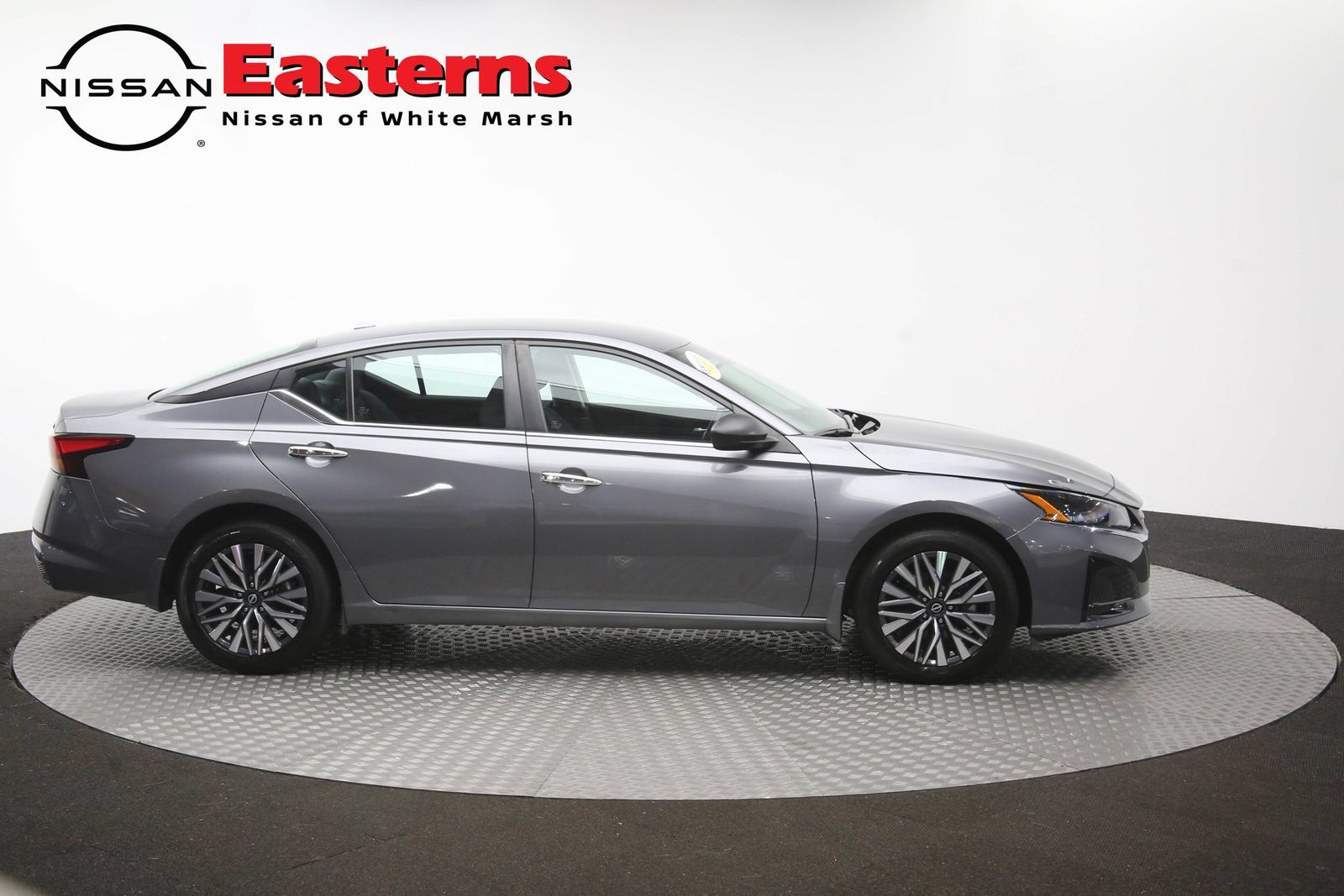Used 2024 Nissan Altima 2.5 SV AWD/4WD image 46