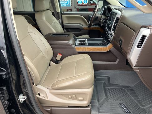 Used 2018 GMC Sierra 1500 SLT w/ SLT Premium Package image 11