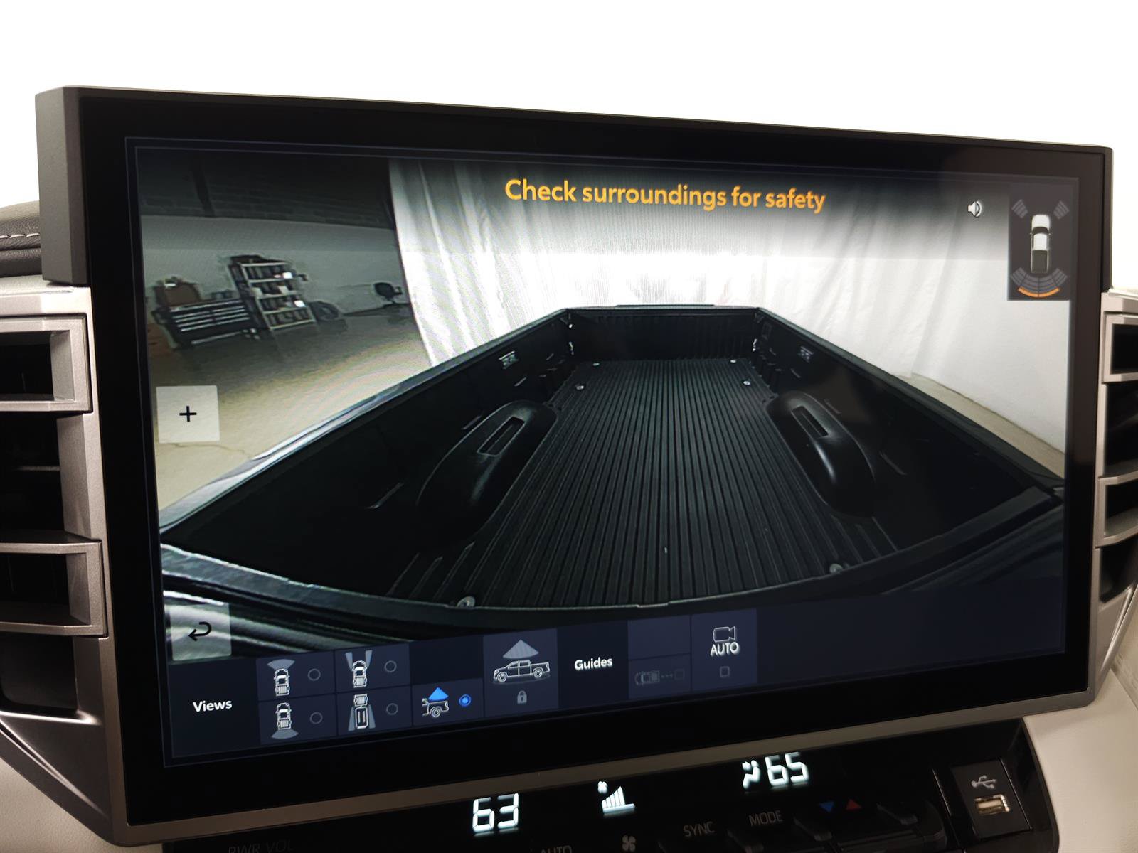 Used 2025 Toyota Tundra Capstone AWD/4WD image 26