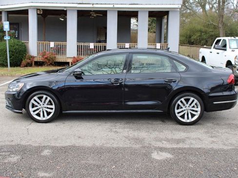 Used 2019 Volkswagen Passat 2.0T Wolfsburg w/ Wheels & Sunroof Package image 4
