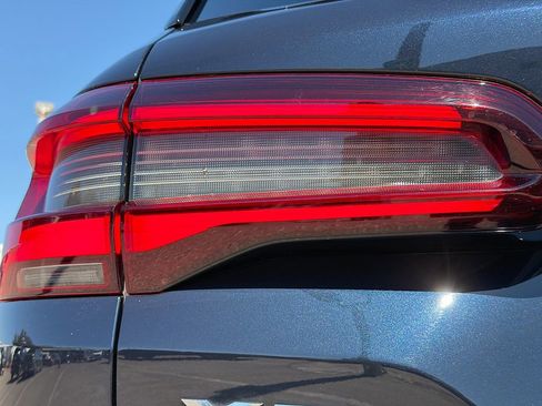 Used 2021 BMW X5 sDrive40i w/ M Sport Package image 10