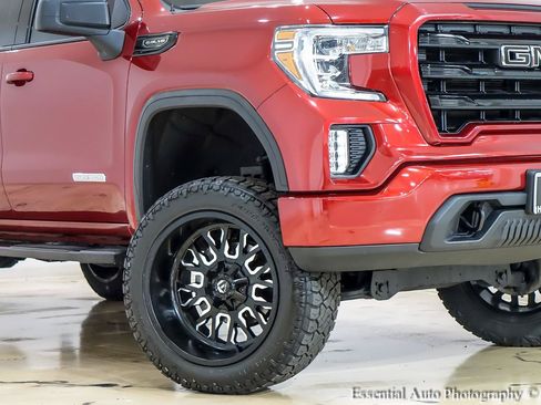 Used 2021 GMC Sierra 1500 Elevation w/ LPO, Elevation Black Package AWD/4WD image 3