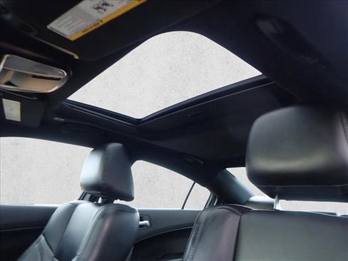 Used 2021 Dodge Charger SXT w/ Leather Interior Group image 10