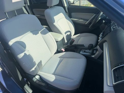 Used 2018 Subaru Forester 2.5i Premium AWD/4WD image 11