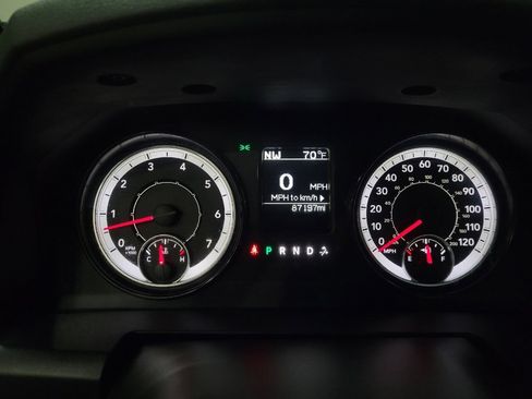 Used 2017 RAM 1500 Express w/ Black Ram 1500 Express Group AWD/4WD image 23