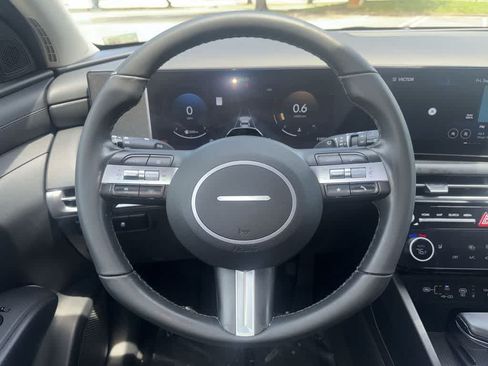 Used 2025 Hyundai Tucson SEL FWD image 15