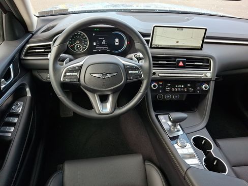 Certified 2026 Genesis G70 2.5T AWD/4WD image 11