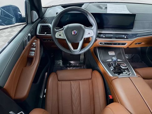 Used 2025 BMW ALPINA XB7 AWD/4WD image 24
