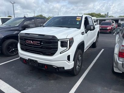 Used 2025 GMC Sierra 1500 AT4