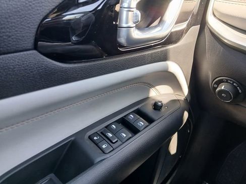 New 2026 Jeep Compass Limited AWD/4WD image 23