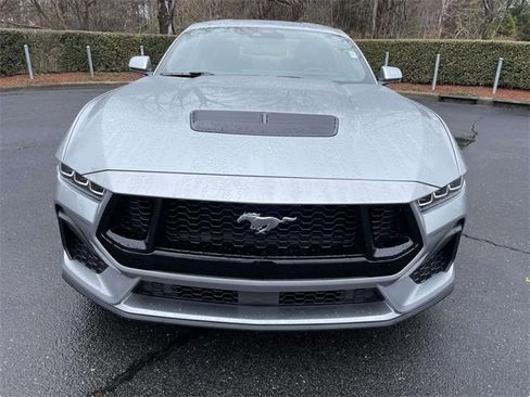 Used 2025 Ford Mustang GT Premium image 2