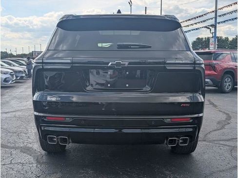 New 2026 Chevrolet Traverse RS w/ LPO, Floor Liner Package image 6