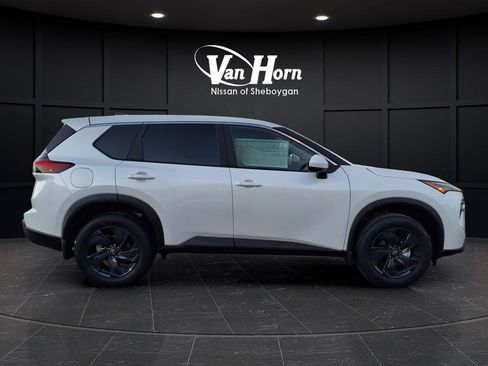 New 2026 Nissan Rogue SV w/ Cold Weather Package image 31
