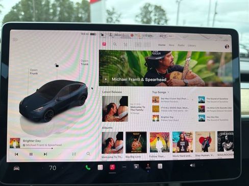 Used 2022 Tesla Model Y Performance image 25