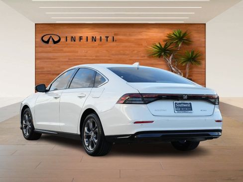 Used 2023 Honda Accord EX-L image 5