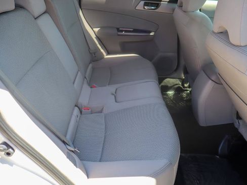 Used 2012 Subaru Forester 2.5X Premium w/ Popular Pkg 1 AWD/4WD image 14