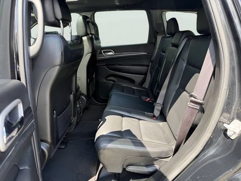 Used 2022 Jeep Grand Cherokee Limited AWD/4WD image 29