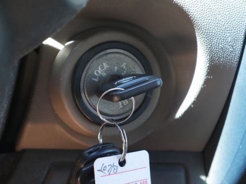 Used 2008 Nissan Xterra SE AWD/4WD image 8