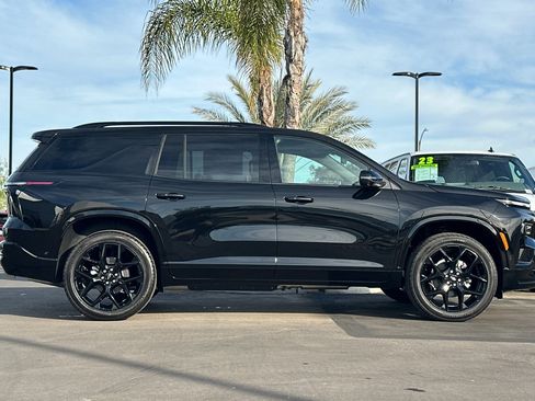 New 2026 Chevrolet Traverse RS w/ LPO, Illumination Package image 3