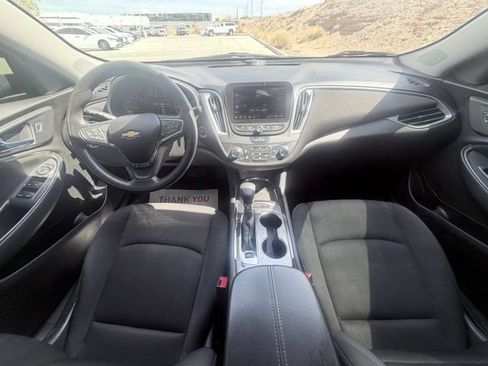 Used 2022 Chevrolet Malibu LT FWD image 25