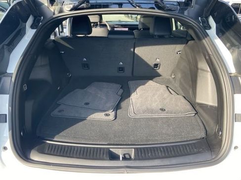 Used 2024 Jeep Wagoneer Launch Edition image 15