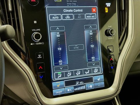 Used 2025 Subaru Outback Premium image 24