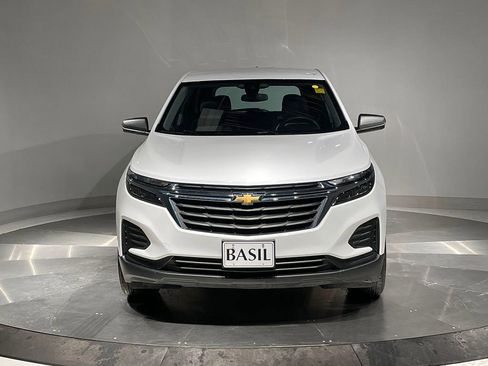 Used 2023 Chevrolet Equinox LS image 9