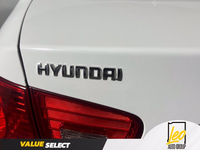Used 2010 Hyundai Elantra GLS FWD image 8