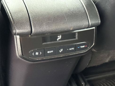 Used 2020 Toyota Highlander Limited AWD/4WD image 34