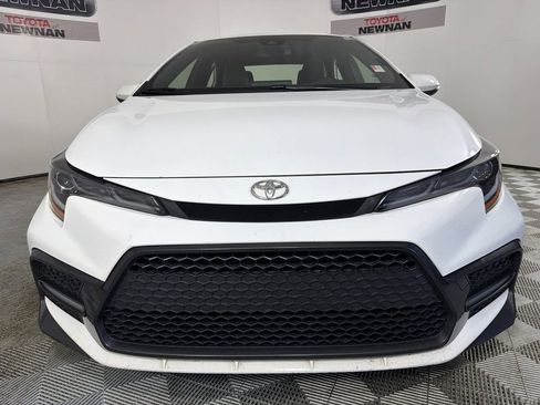 Used 2022 Toyota Corolla SE FWD image 8