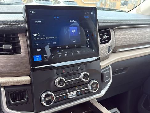 Used 2023 Ford Expedition Max Limited AWD/4WD image 23