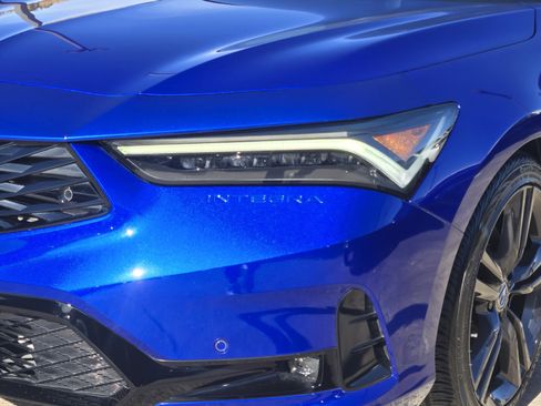 Used 2023 Acura Integra A-Spec image 9