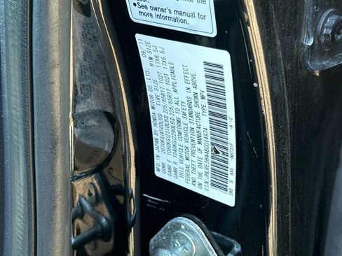 Used 2011 Honda CR-V SE image 26