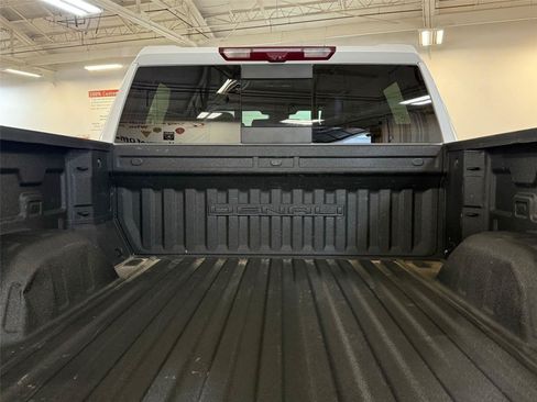 Used 2023 GMC Sierra 1500 Denali w/ Denali Reserve Package AWD/4WD image 17