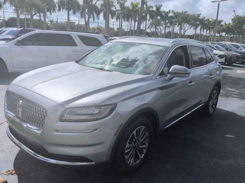Used 2021 Lincoln Nautilus FWD w/ Equipment Group 101A image 8
