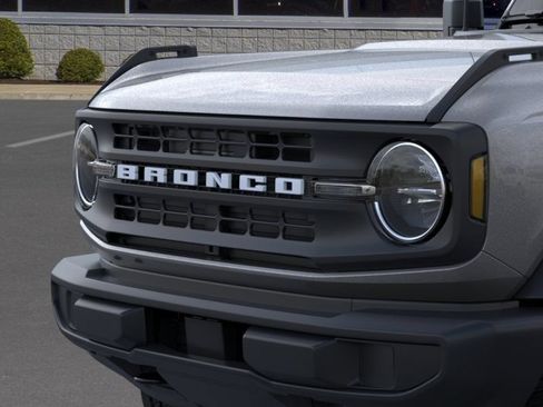 New 2026 Ford Bronco 4-Door AWD/4WD image 19