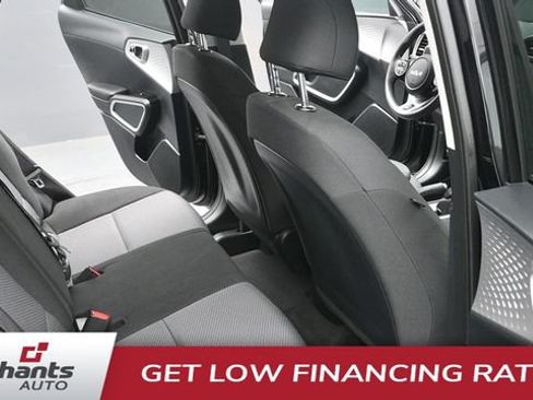 Used 2023 Kia Soul LX w/ LX Technology Package FWD image 13