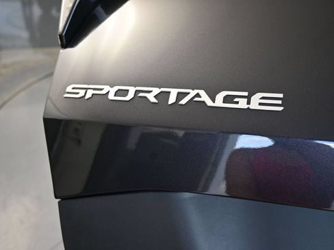 Used 2026 Kia Sportage LX FWD image 20