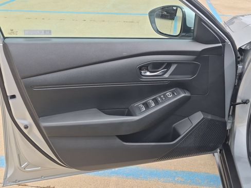 Used 2024 Honda Accord LX image 12