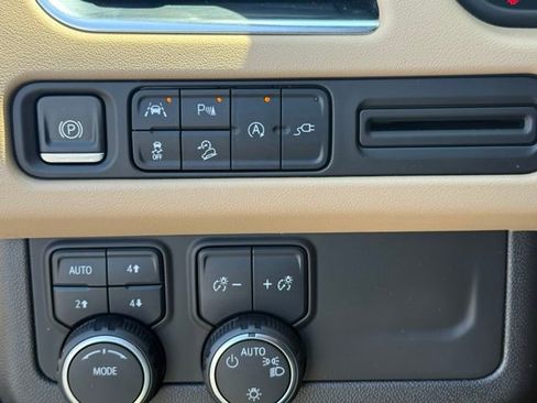 Used 2022 Chevrolet Tahoe Premier image 27