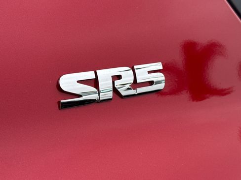 Used 2023 Toyota 4Runner SR5 AWD/4WD image 8