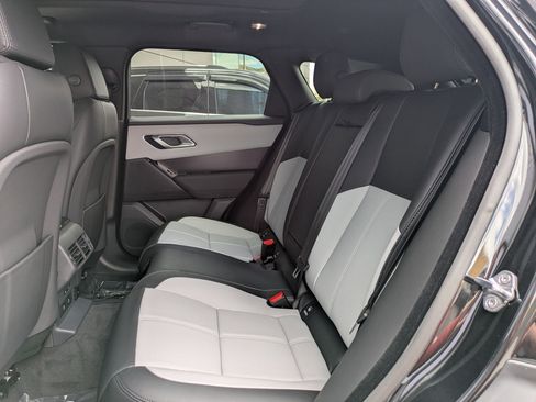 New 2026 Land Rover Range Rover Velar Dynamic SE image 17