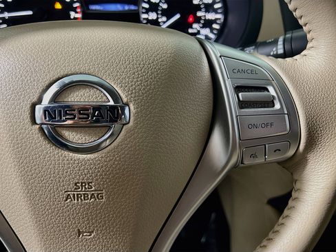 Used 2016 Nissan Altima 2.5 SV FWD image 20