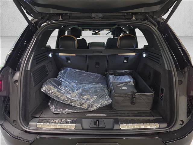 New 2027 Land Rover Range Rover Sport Dynamic SE AWD/4WD image 12
