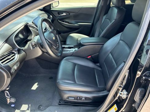 Used 2023 Chevrolet Malibu LT FWD image 11