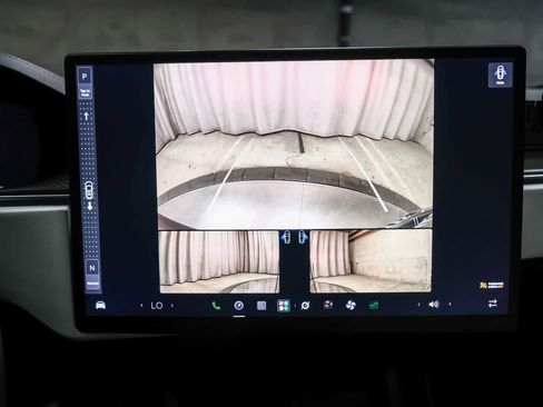 Used 2024 Tesla Model X Plaid AWD/4WD image 30