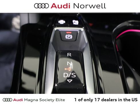 Certified 2025 Audi Q5 Premium w/ Premium Plus AWD/4WD image 4
