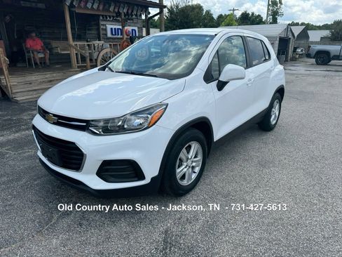 Used 2020 Chevrolet Trax LS w/ Tint and Cruise Package image 2