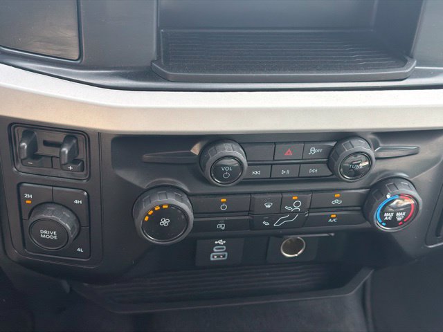 Used 2026 Ford F250 XLT AWD/4WD image 19