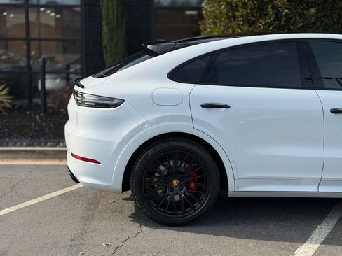 Used 2023 Porsche Cayenne GTS image 22